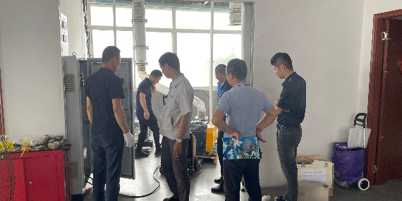 上海恩拓博機(jī)械--渦輪鼓風(fēng)機(jī)實驗階段